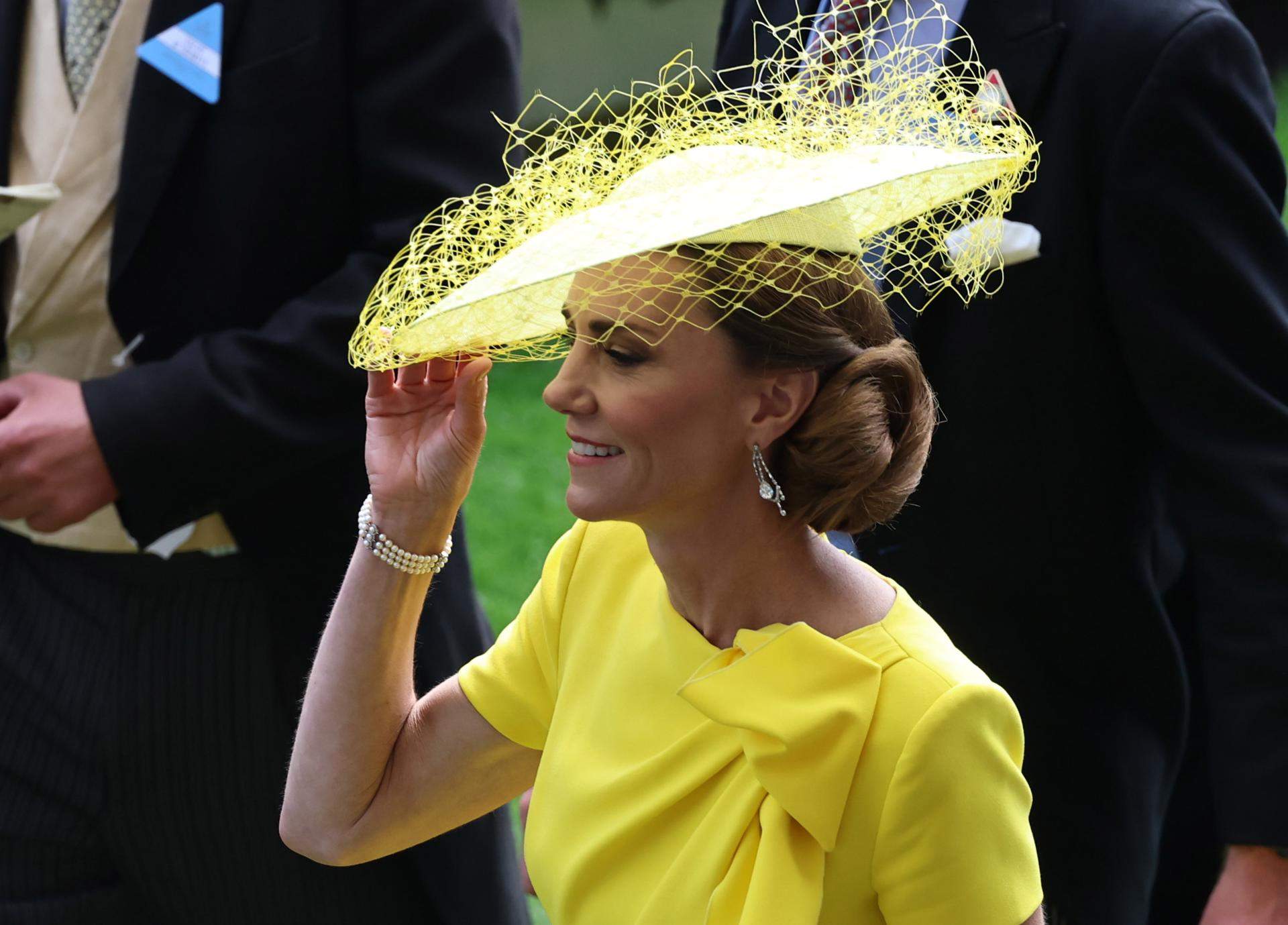 Despedido y sancionado el sanitario que intentó vender el historial médico de Kate Middleton