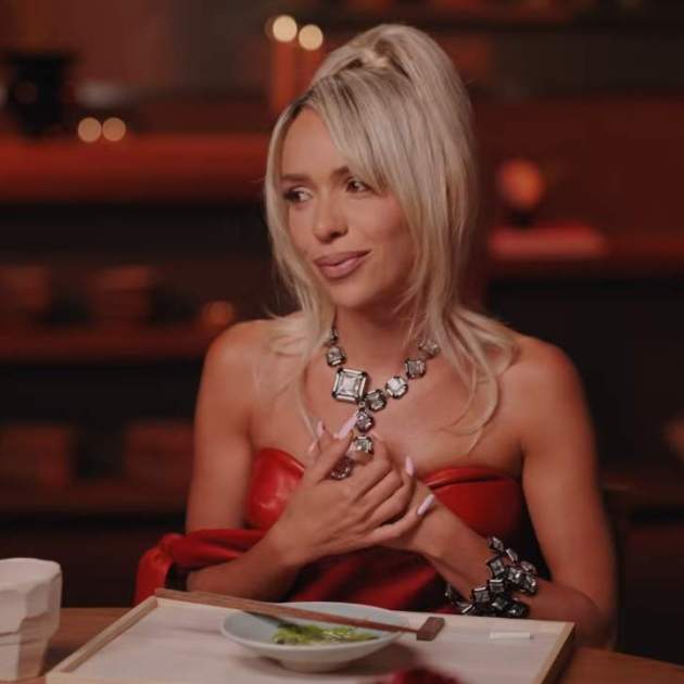 Bad Gyal al sopar de Vogue   YouTube (1)