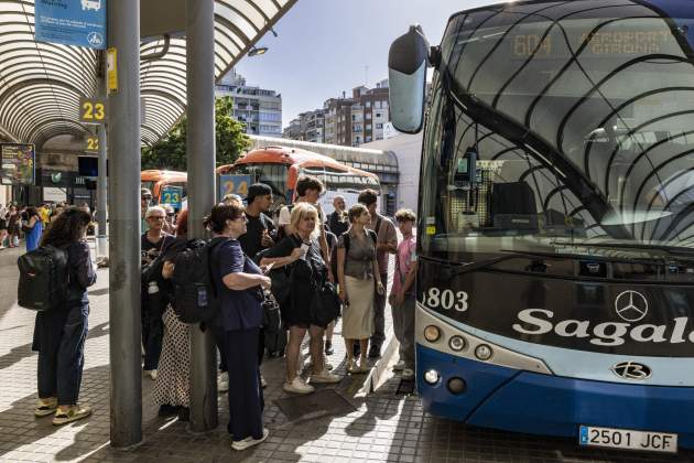Protesta veïnal sobre nova estació autobusos barcelona nord / Foto: Calos Baglietto Protesta veïnal sobre nova estació autobusos barcelona nord / Foto: Calos Baglietto