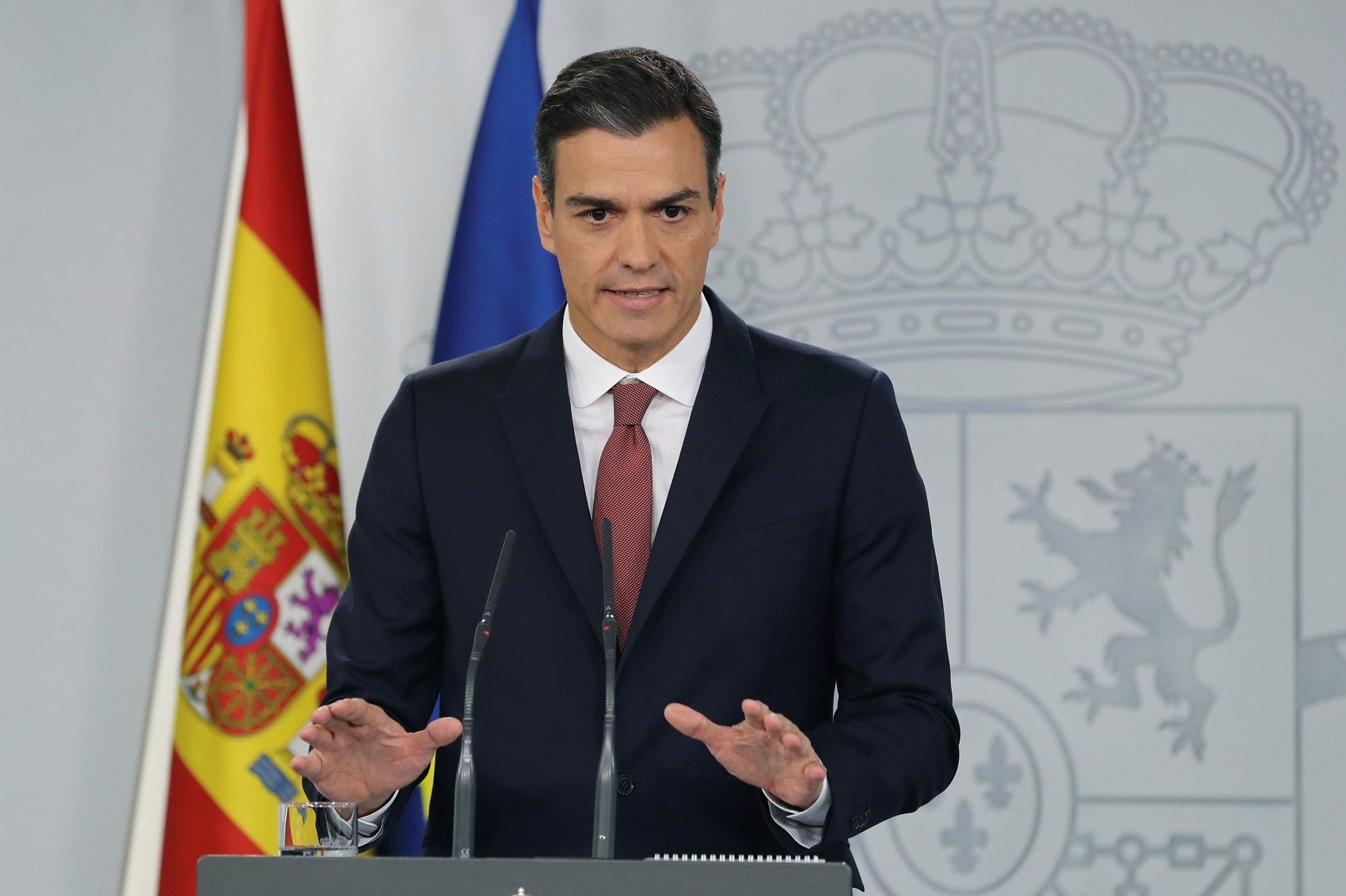 Sánchez: "No poden posar al mateix sac les urgències socials i els presos"