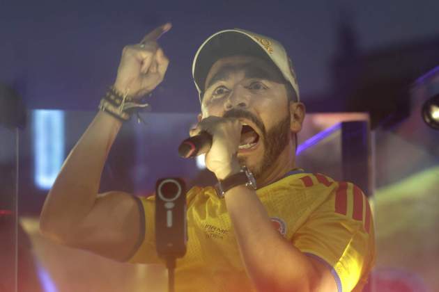 De la Espriella amb la samarreta de la selecció colombiana / EFE De la Espriella amb la samarreta de la selecció colombiana / EFE