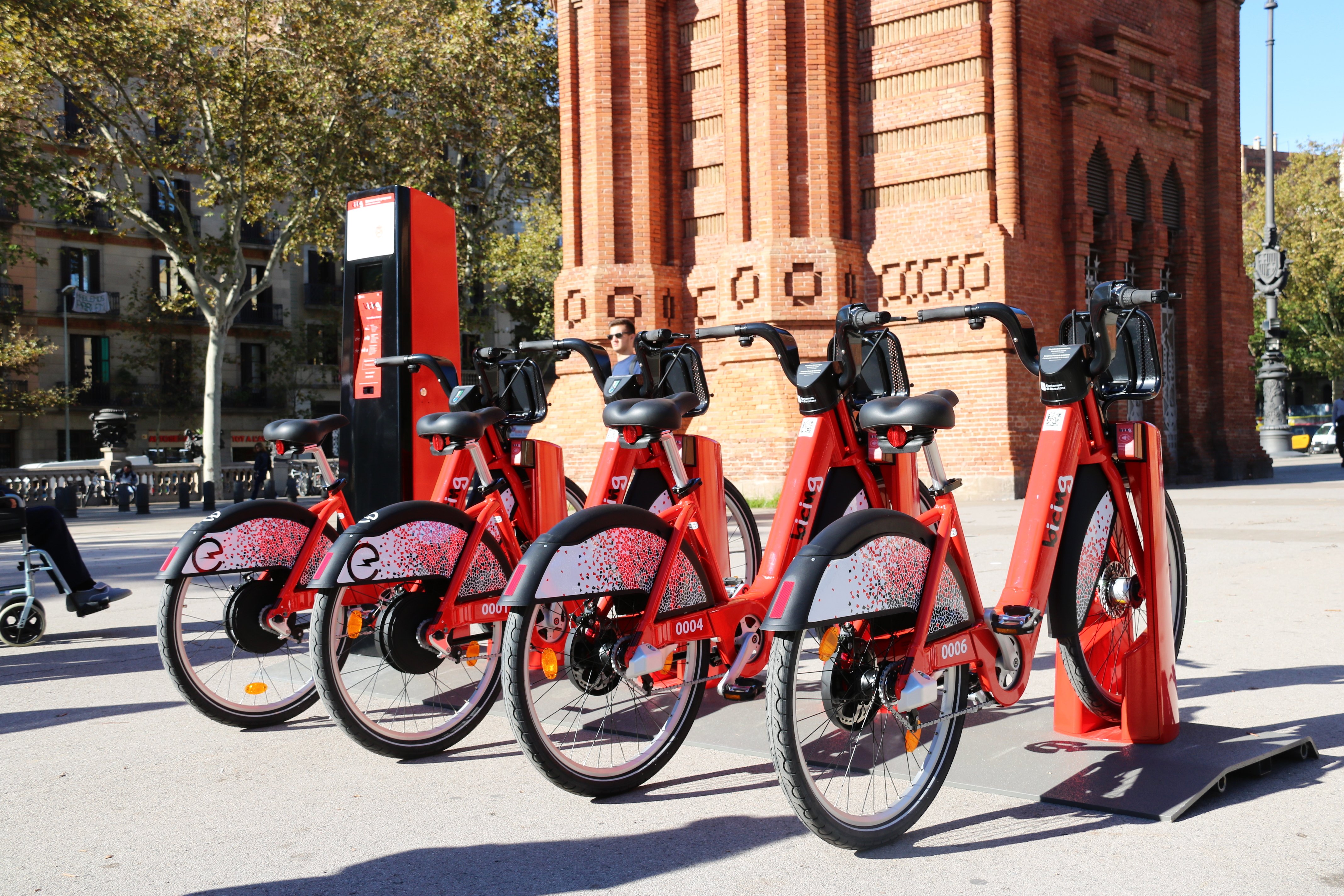 Bicing, Park Güell, Tibidabo y Zoo mantienen los mismos precios que en 2021