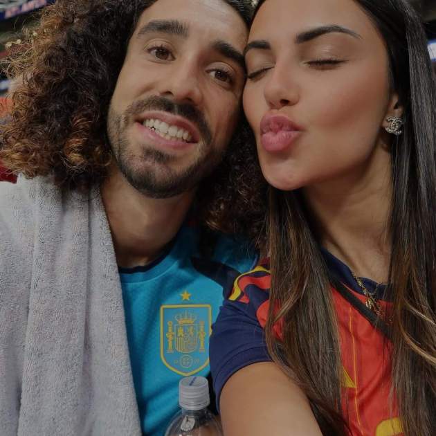Cucurella amb Claudia Rodríguez després del partit / Instagram 