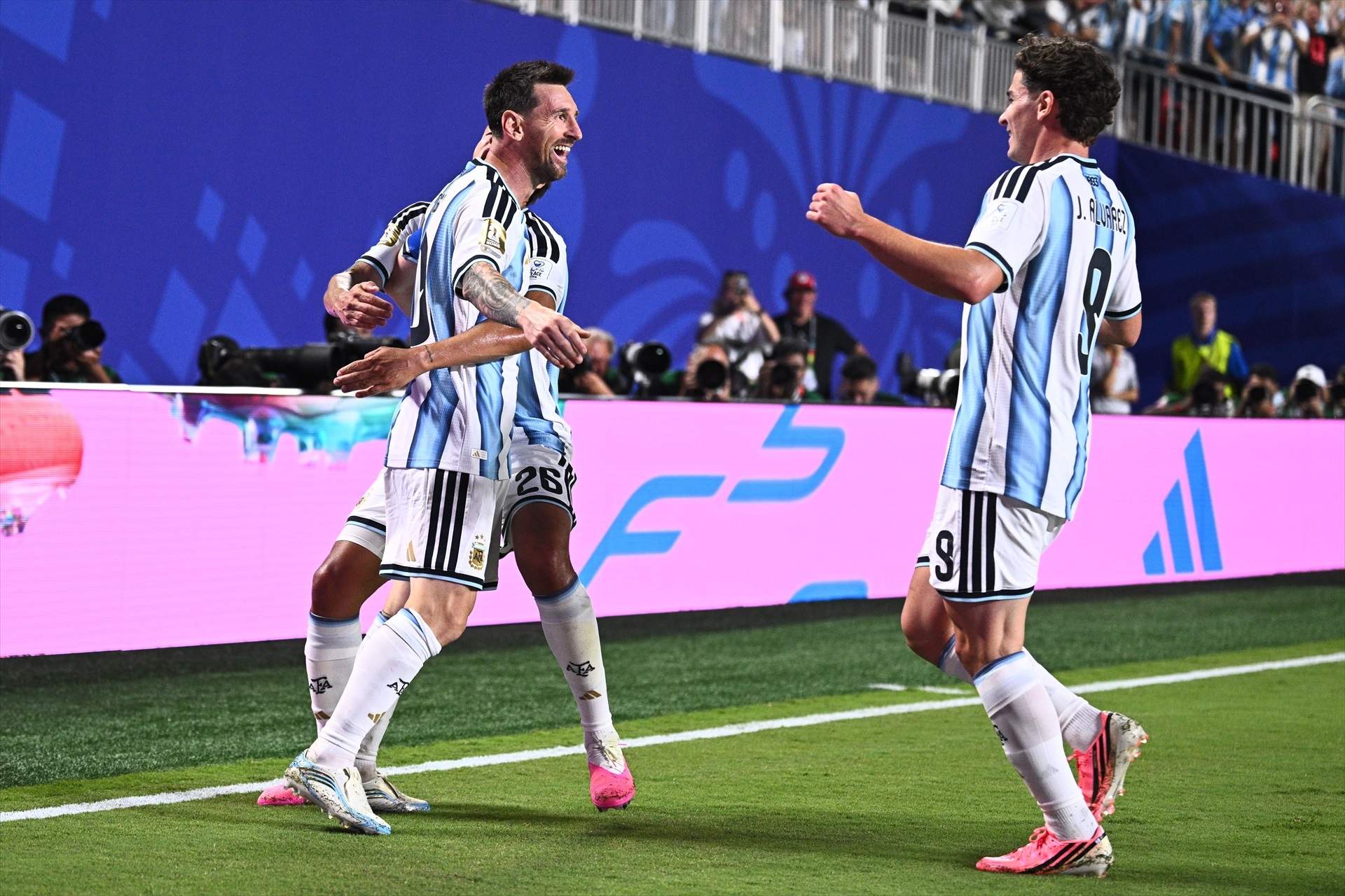 L'Argentina celebra un gol de Messi al Mundial / Foto: Europa Press