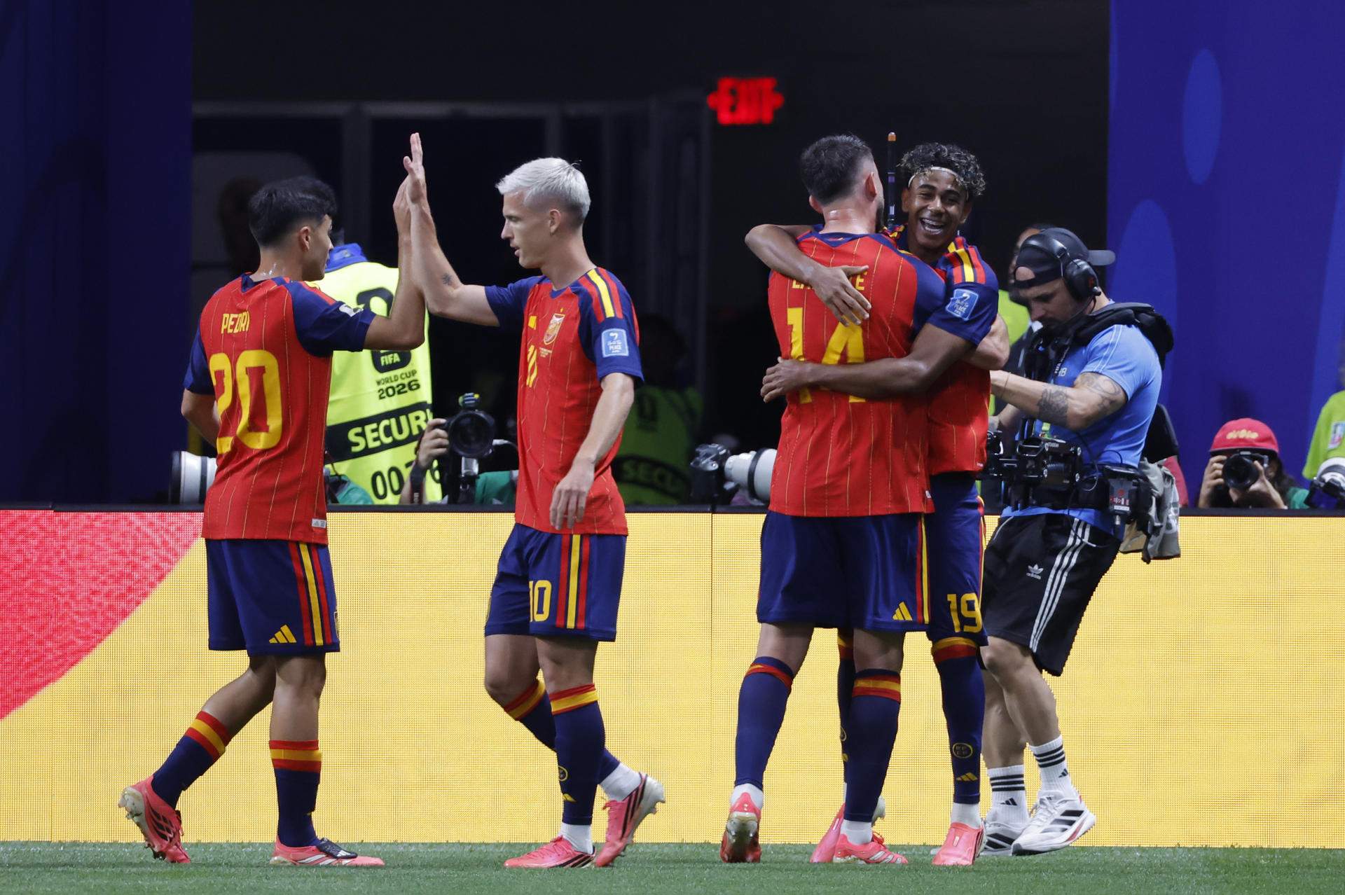 Lamine Yamal reconcilia Espanya amb el Mundial en la golejada contra l'Aràbia Saudita (4-0)