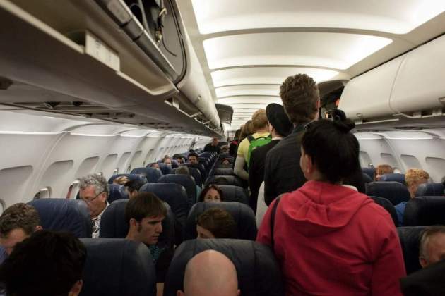 Pasajeros de un vuelo Pasajeros de un vuelo