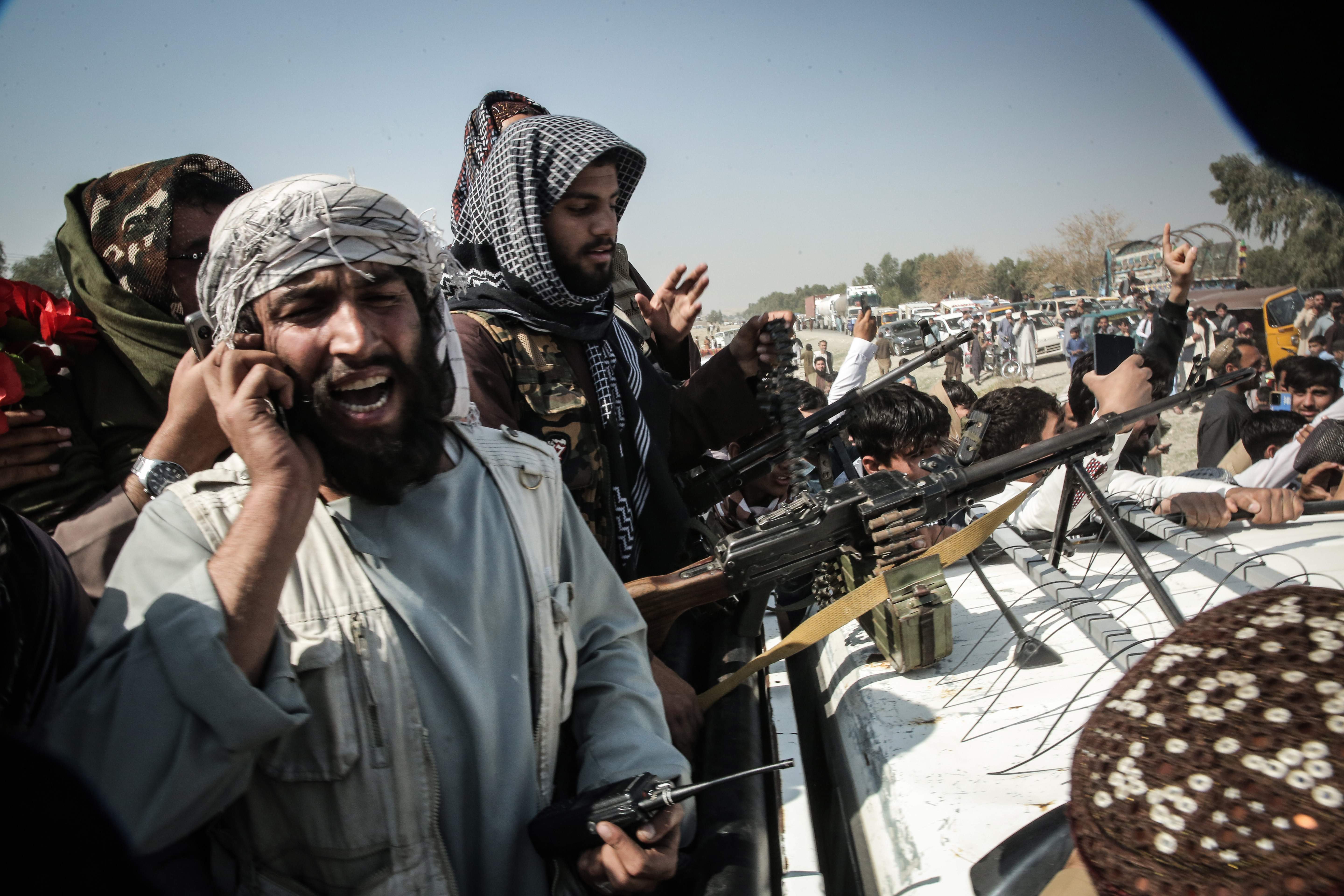 EuropaPress 7326651 28 february 2026 afghanistan torkham taliban fighters ride on an armoured
