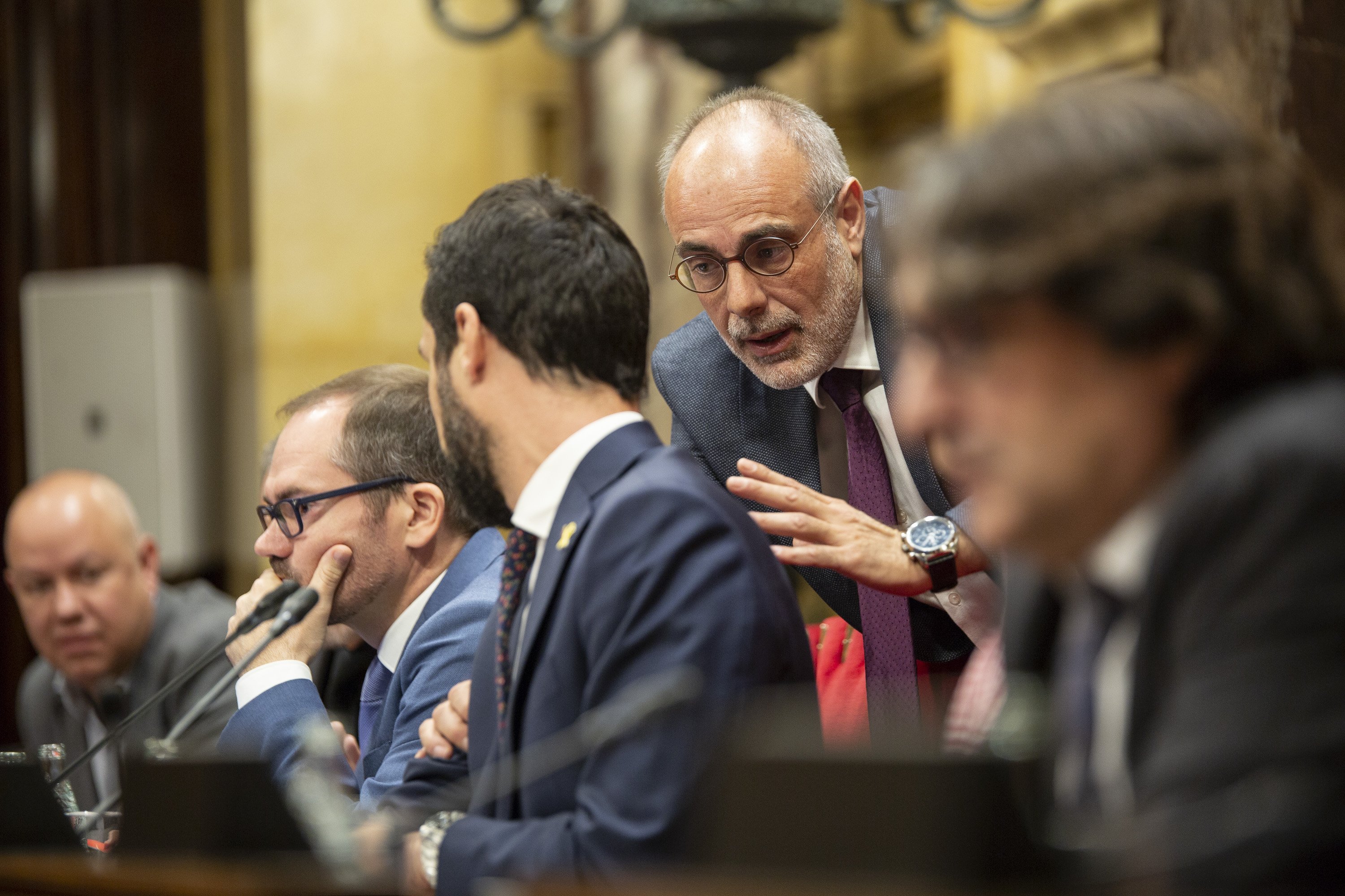JxCat torna a la càrrega amb la reforma del reglament per la investidura i el vot de Puigdemont