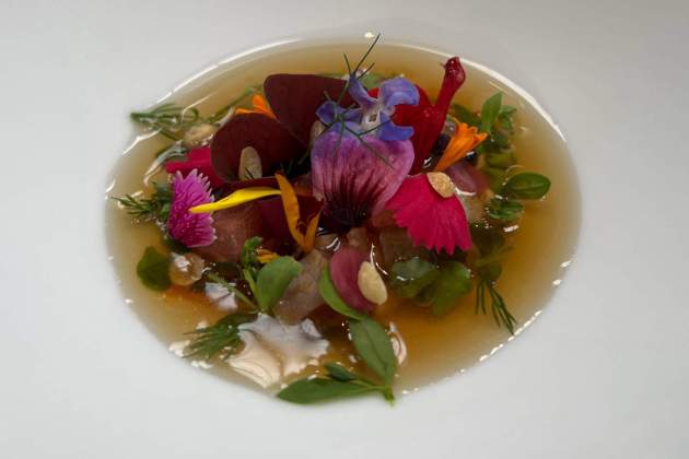 Primavera en la dehessa extremenya del restaurant Cocina Hermanos Torres. / Foto: Rosa Molinero Trias