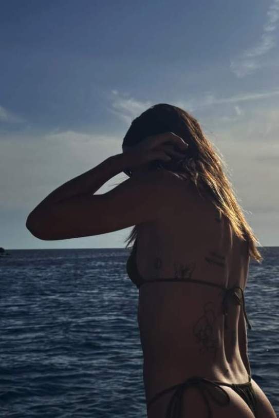 Alèxia Putellas, de vacances, en un iot per Eivissa IG3