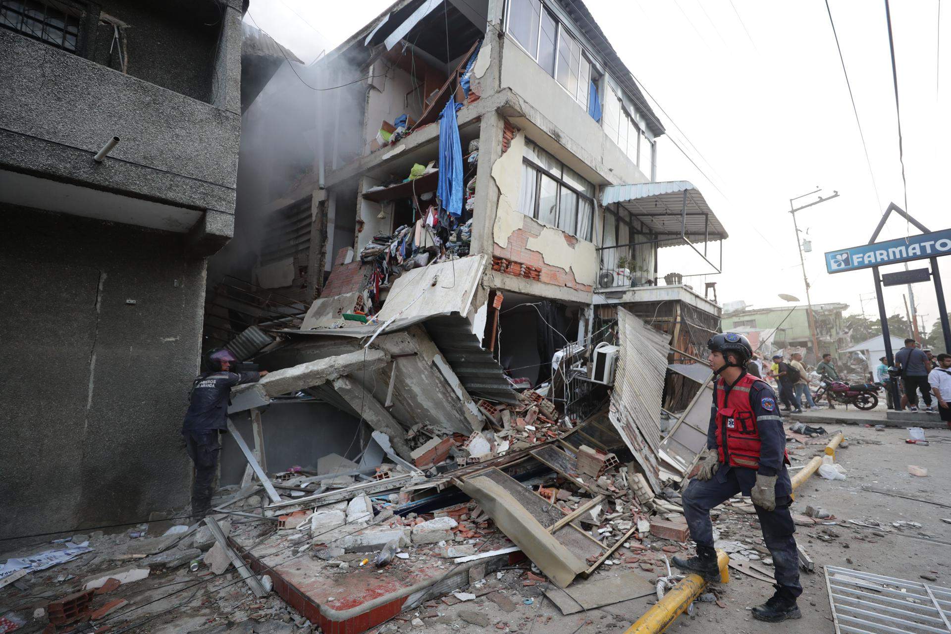 Entre las ruinas de Venezuela: los vídeos que documentan el drama humano del doble terremoto