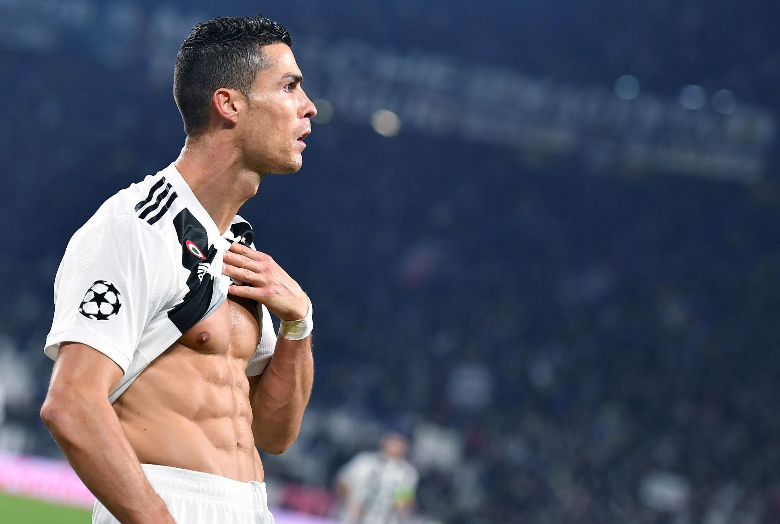 Cristiano Ronaldo en estado puro: golazo y celebración ridícula