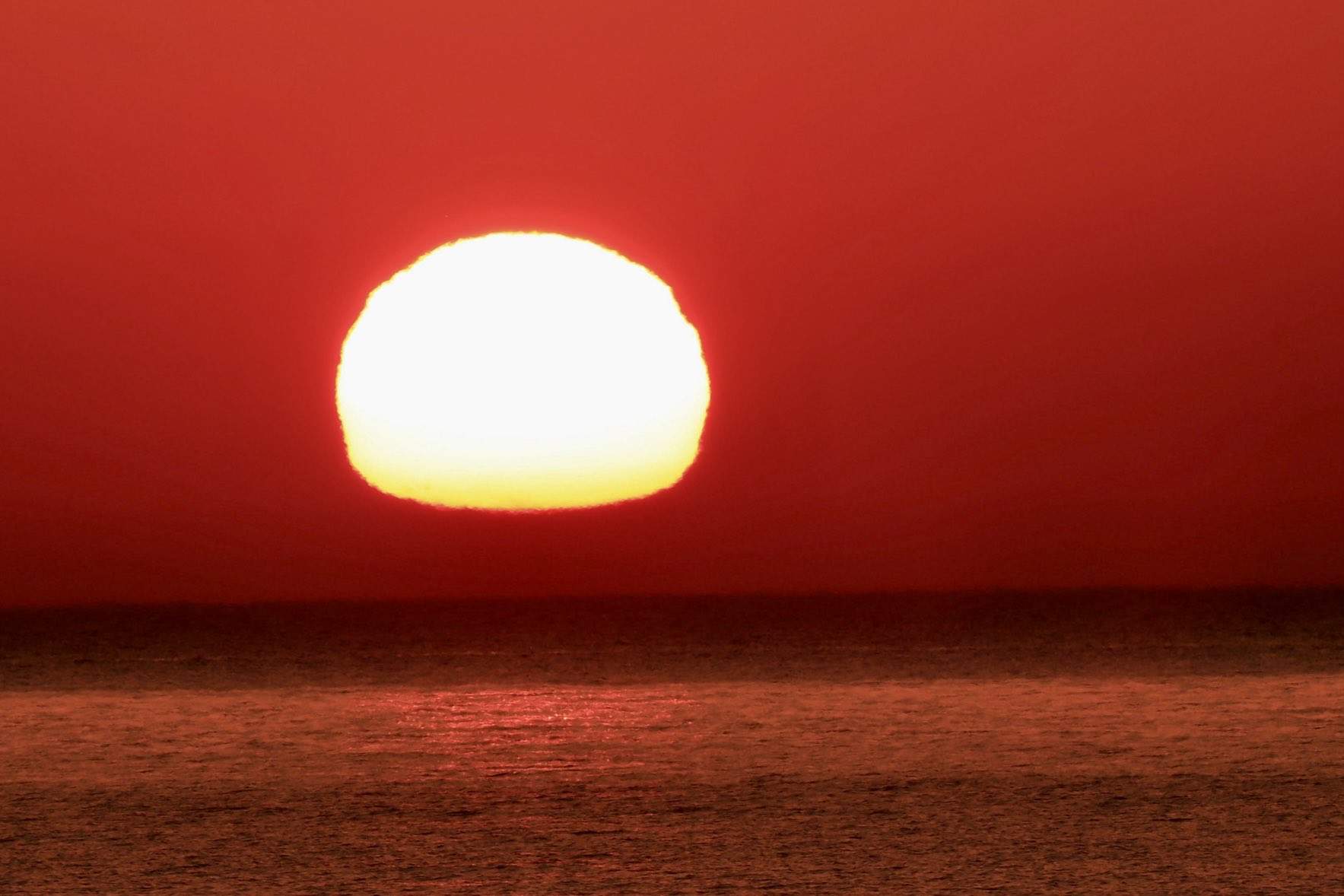 El calor intenso no da tregua en Catalunya: ¿cuándo volverán los chubascos y las tormentas?