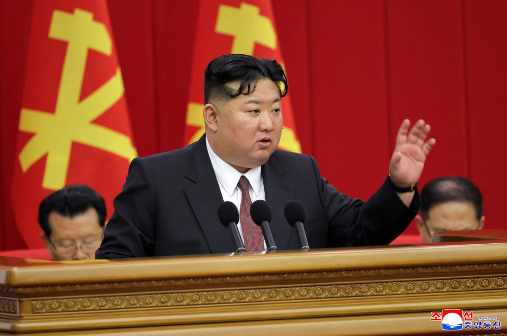 Què se'n sap de la mare del líder nord-coreà, Kim Jong-un?