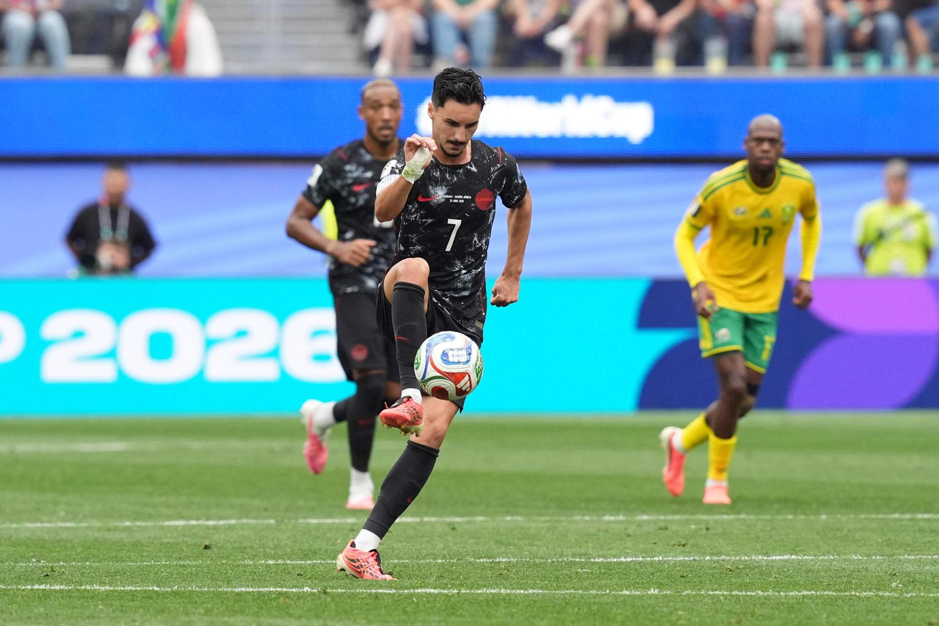 Eustáquio elimina Sud-àfrica i porta el Canadà als vuitens de final del Mundial (0-1)