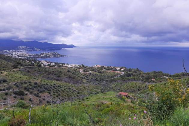 Pressio urbanistica muntanyes Begur, cedida