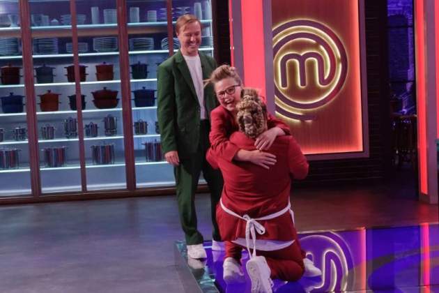 Torito, amb el seu marit i el seu fill a 'Masterchef Celebrity' TVE