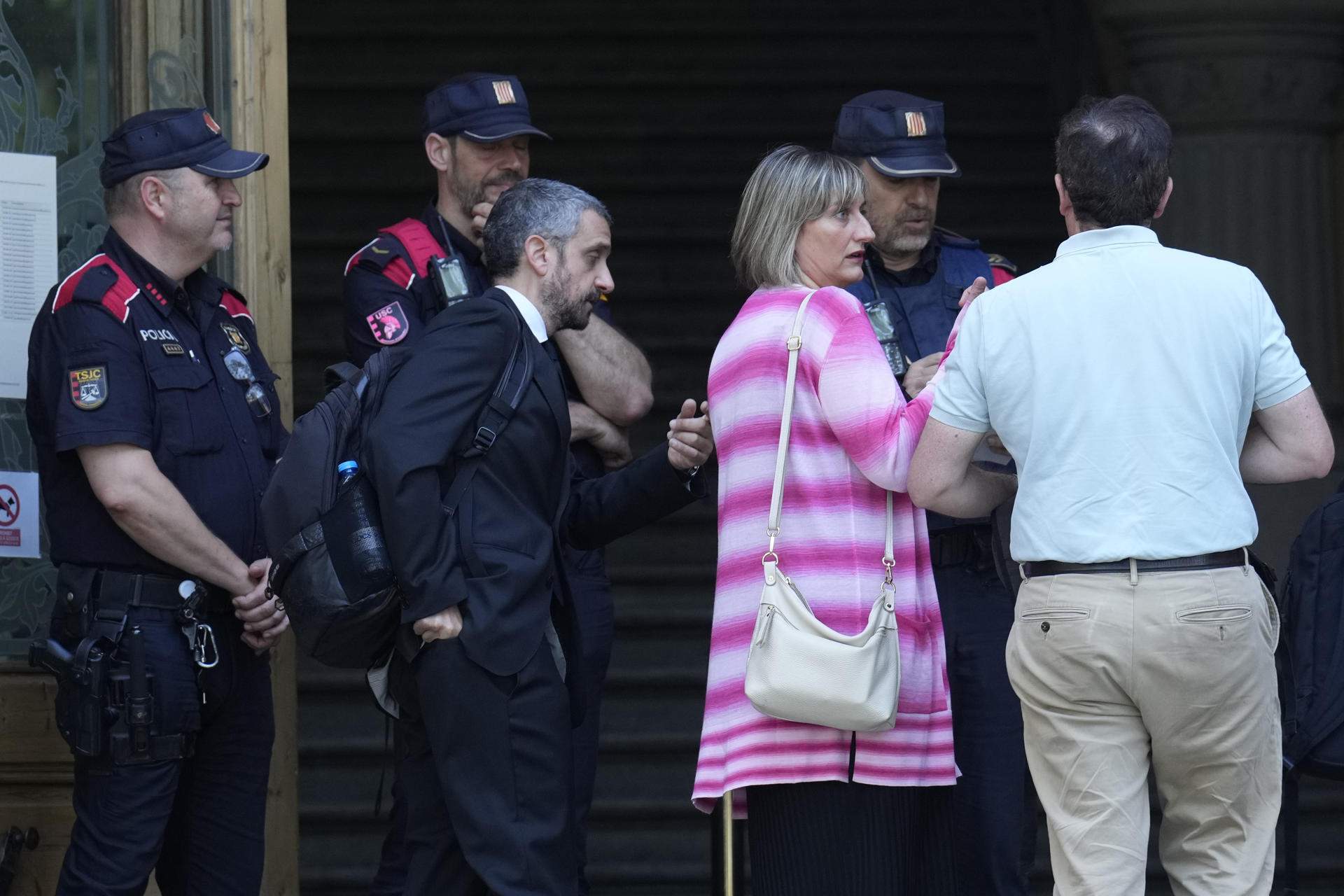 Políticos españoles ponen el grito en el cielo por el giro en el juicio a Vergés y Argimon
