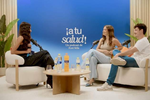 Laura Escanes i Miki Núñez al pòdcast de Font Vella / YouTube