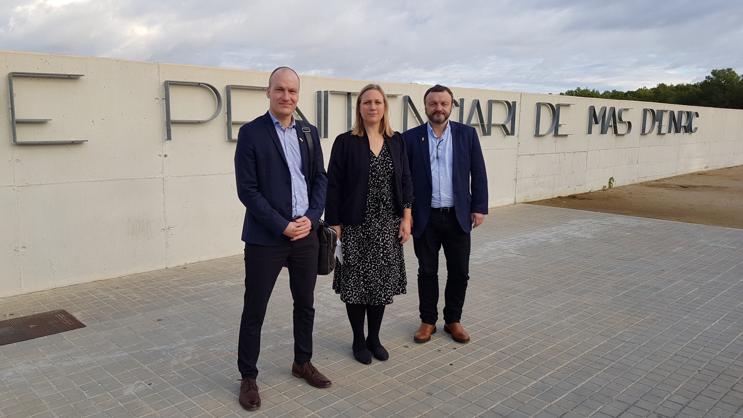 Tres diputados daneses visitan a Forcadell en la prisión y el viernes irán a Lledoners