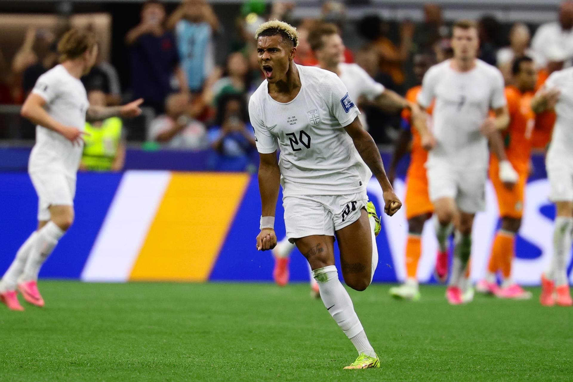 Haaland guia Noruega cap als vuitens de final i acomiada la Costa d'Ivori del Mundial (1-2)