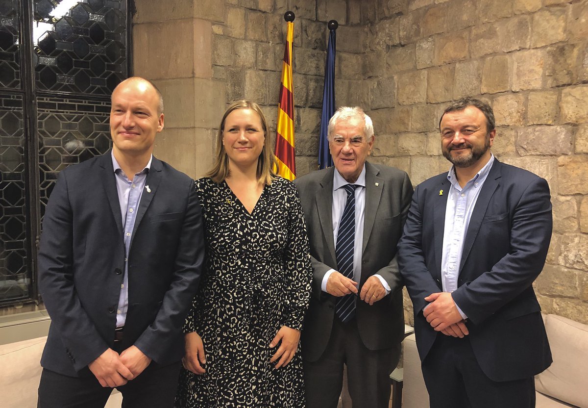 Maragall es reuneix amb diputats danesos