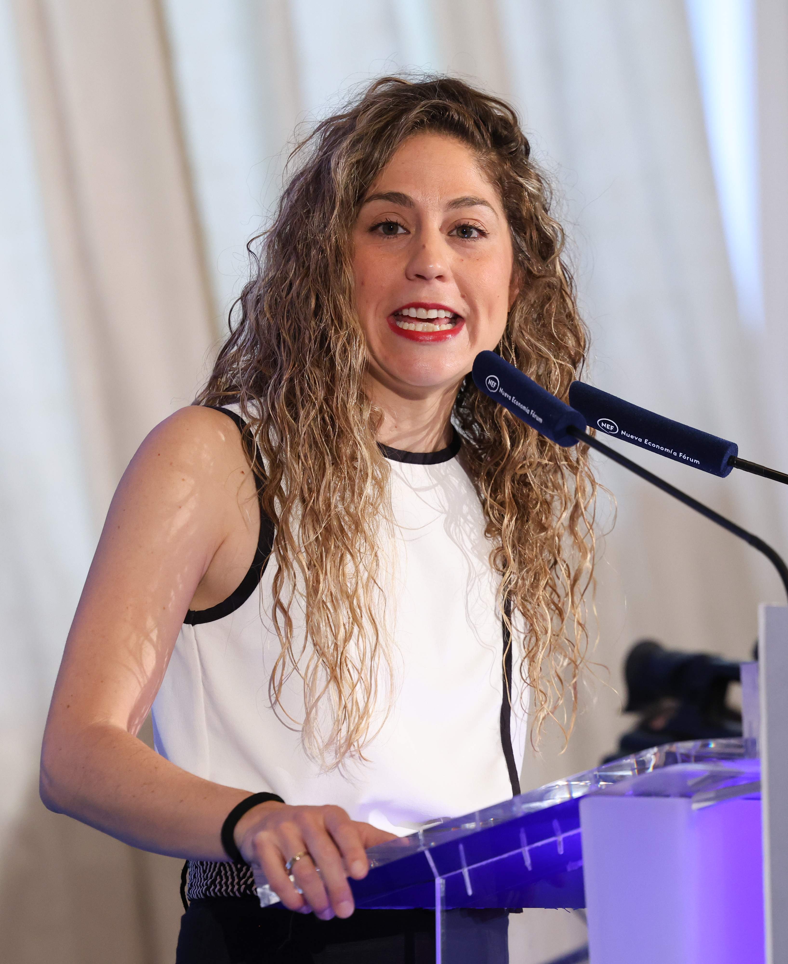 Nou daltabaix a Sumar: dimiteix Lara Hernández com a coordinadora del partit