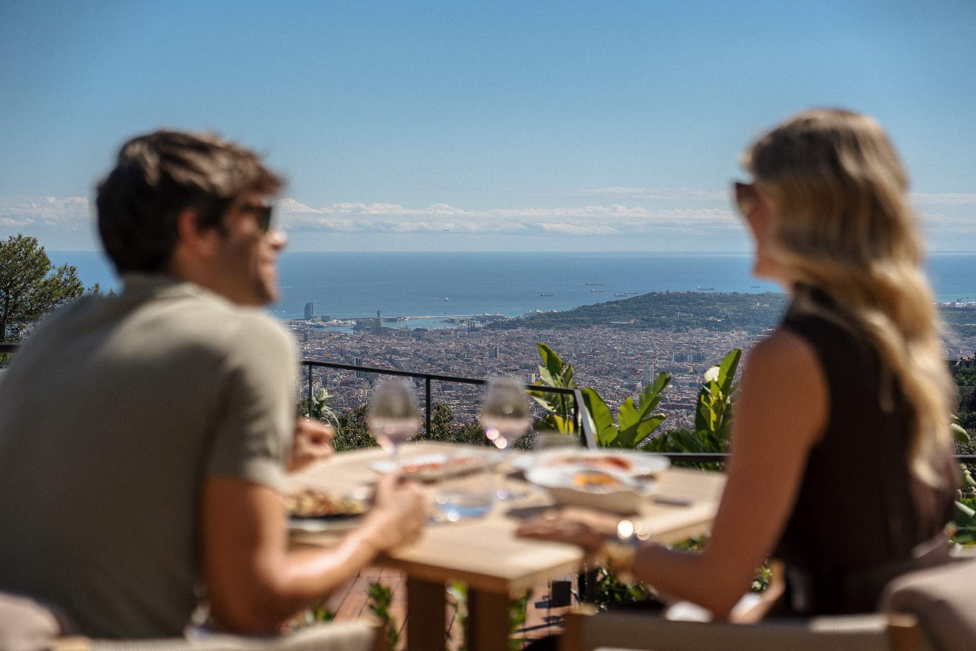 Vistes espectaculars i producte de qualitat en aquesta terrassa per gaudir de l'estiu a Barcelona