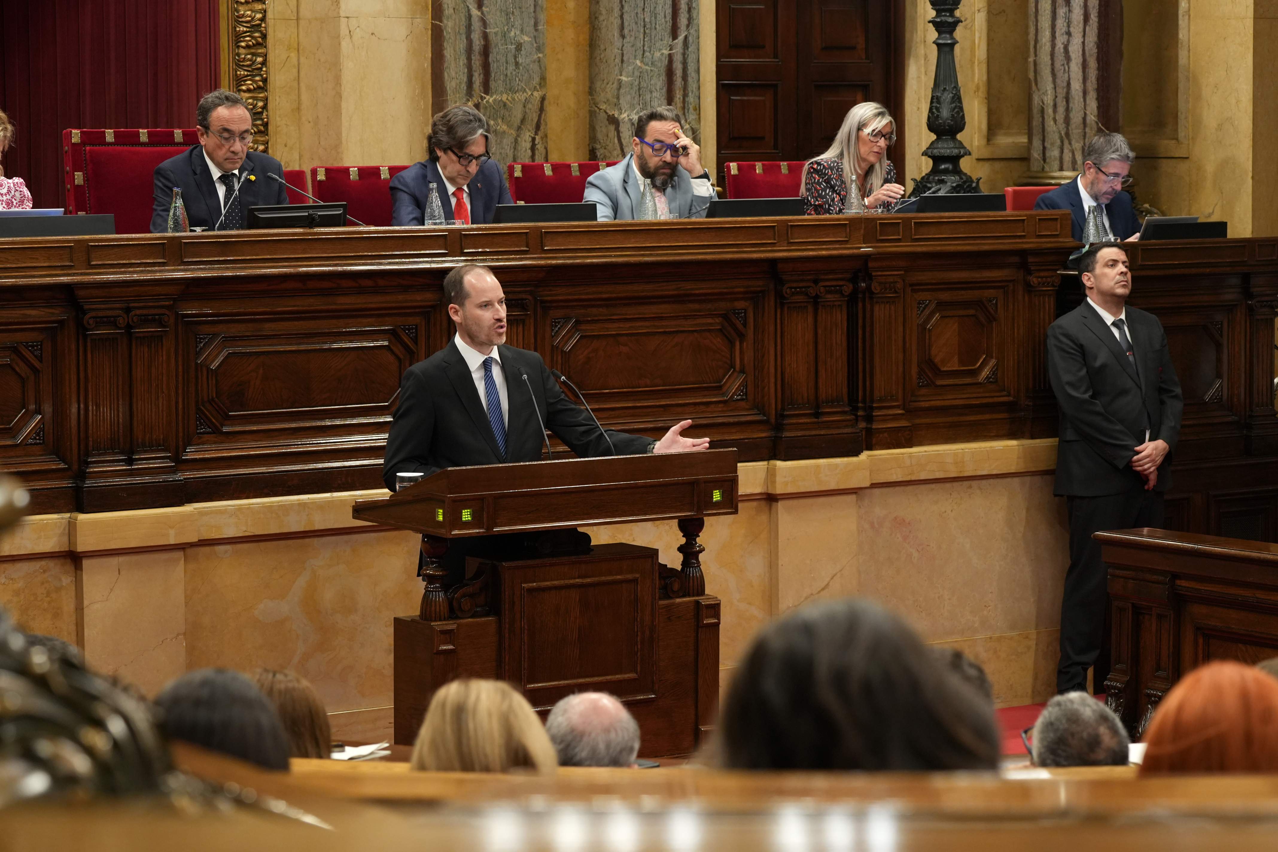 El PPC defiende "girar hoja del nacionalismo catalán" y advierte a Illa: "Se le está poniendo cara de Mas"