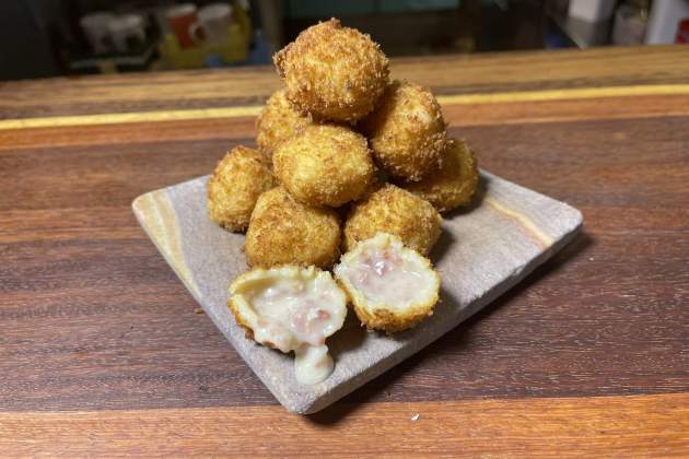 Croquetes líquides Ada Parellada Foto Raquel Sánchez Croquetes líquides Ada Parellada Foto Raquel Sánchez