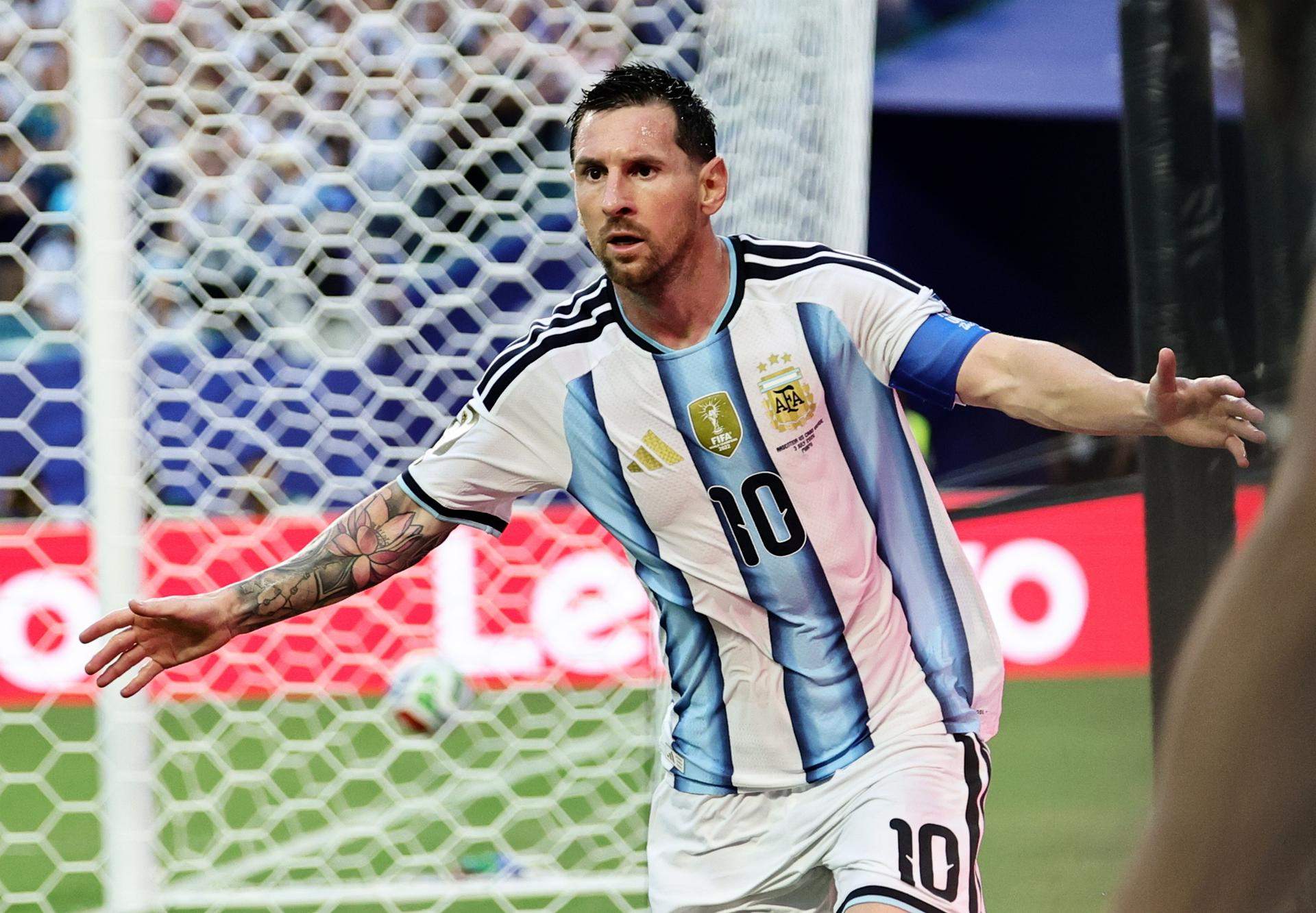 Messi continua brillant en el Mundial de les estrelles i iguala un altre rècord llegendari