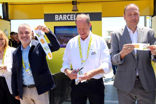 Jaume Collboni Berni Álvarez Christian Prudhomme Tour de França / Foto: ACN Jaume Collboni Berni Álvarez Christian Prudhomme Tour de França / Foto: ACN