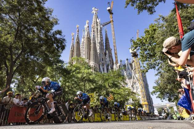 Tour de França etapa 1 barcelona movistar / Foto: Carlos Baglietto Tour de França etapa 1 barcelona movistar / Foto: Carlos Baglietto