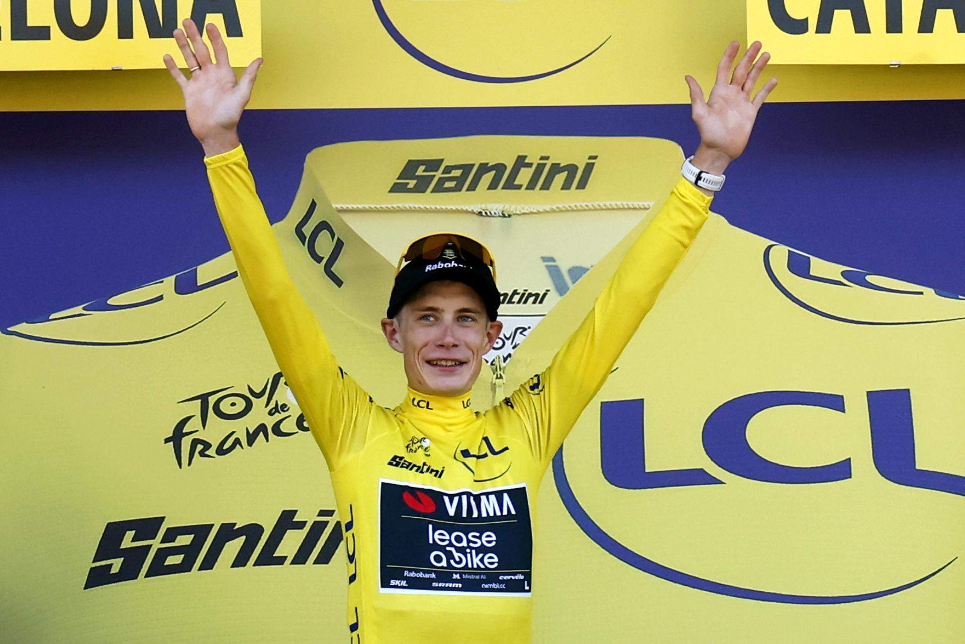 Vingegaard desafia Pogacar a Montjuïc i és el primer líder del Tour de França a Barcelona