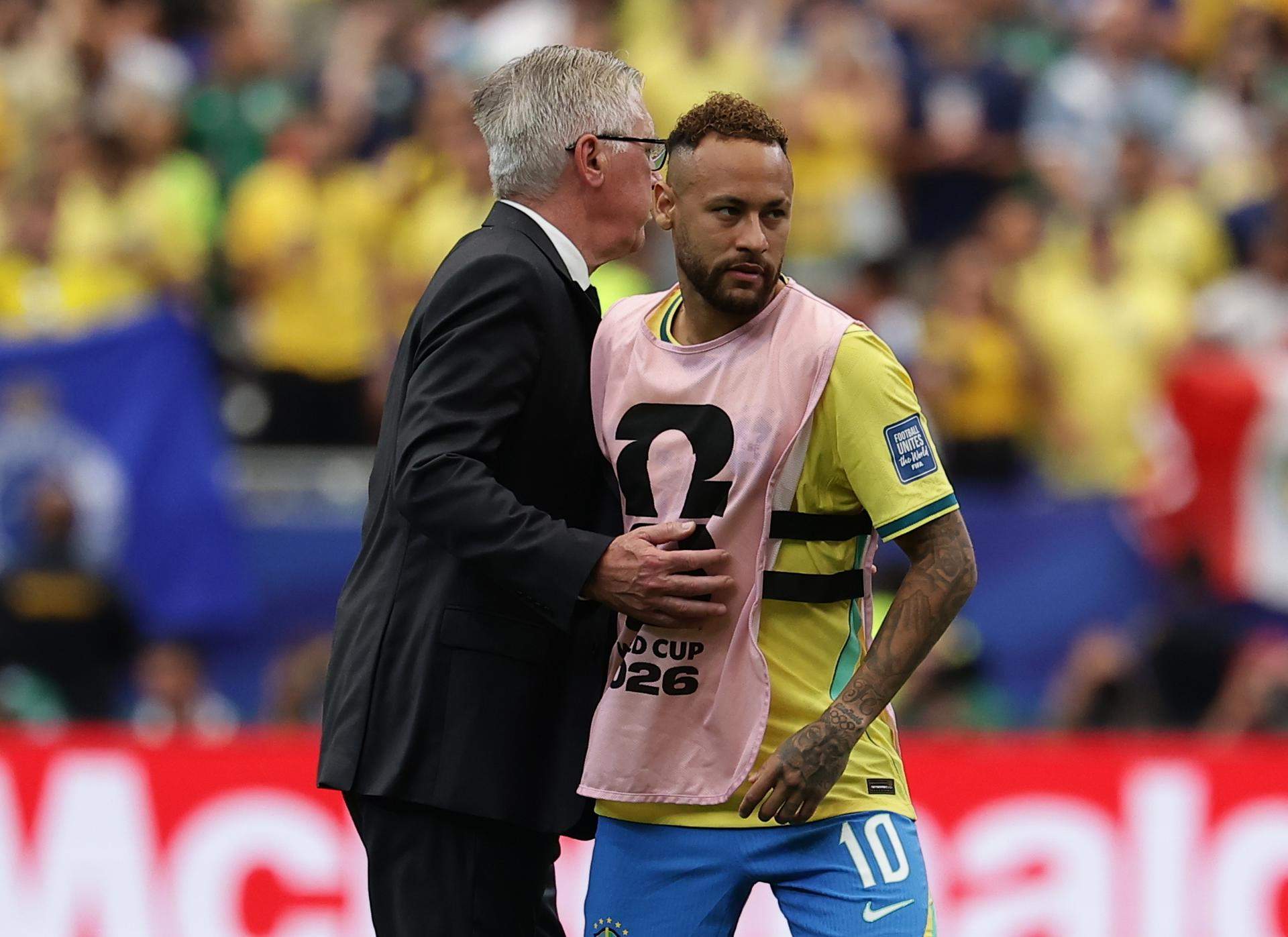 El Brasil demana el cap d'Ancelotti i assenyala Neymar: "Representa el pitjor de la societat brasilera"