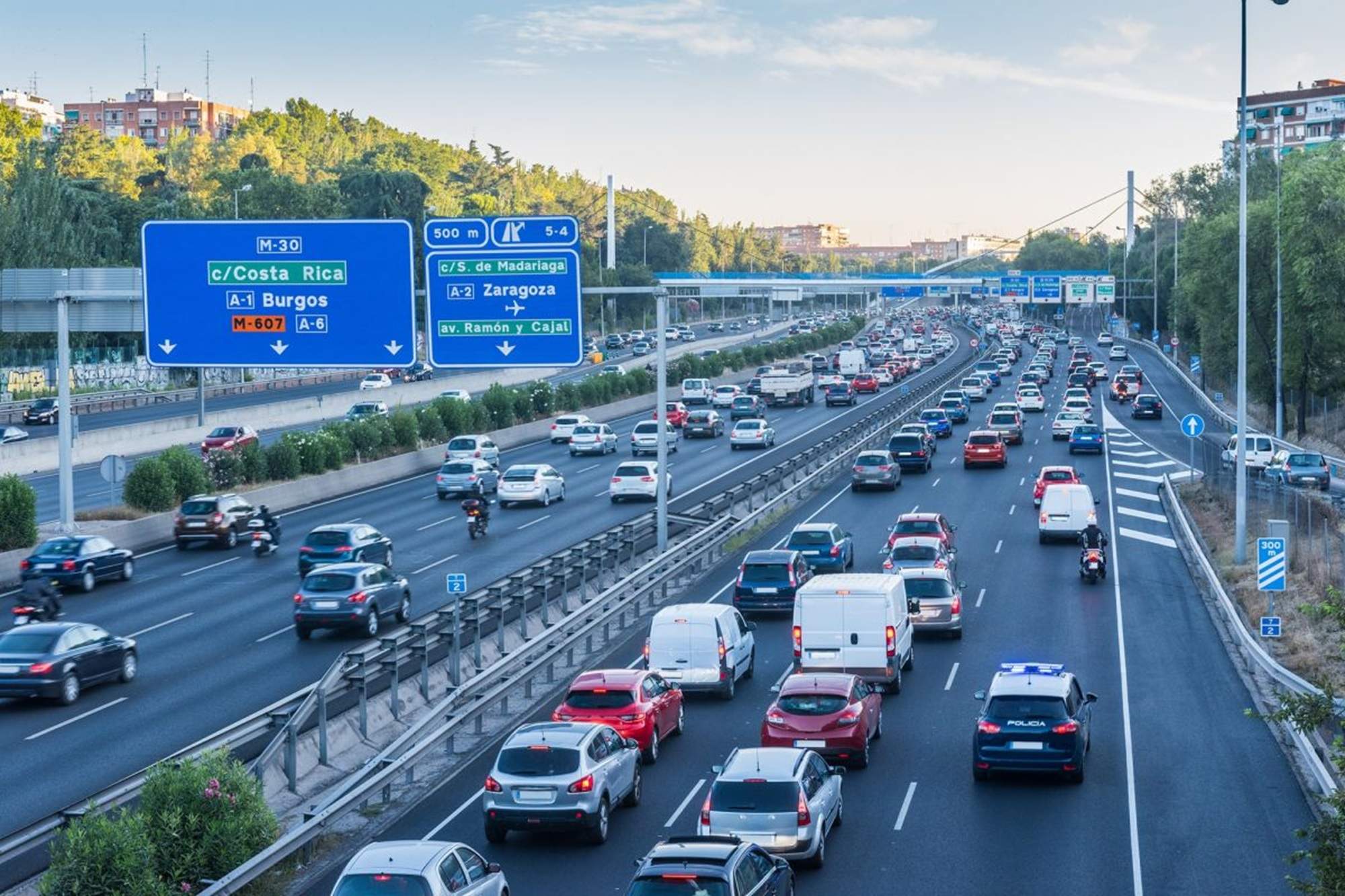 TÜV SÜD recorda: des del 7 de juliol els vehicles nous hauran de detectar distraccions