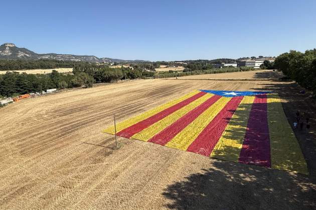 Estelada mes gran mon Balenya Tour Franca (1)