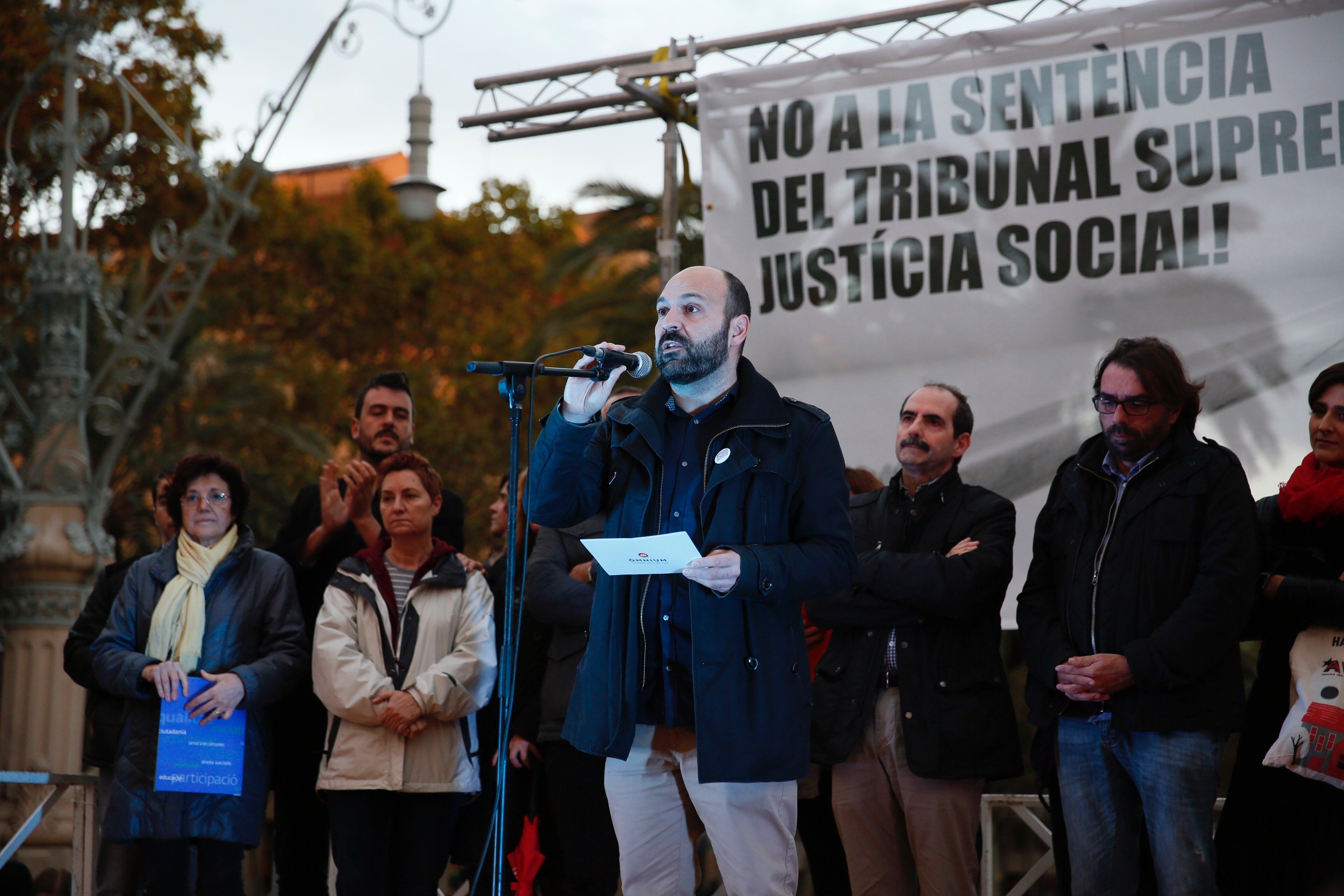 Òmnium denuncia que els escorcolls de la Guàrdia Civil buscaven "criminalitzar-los"