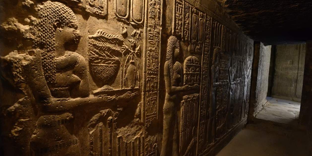 Dues tombes de 5.000 anys descobertes a Egipte ajuden a entendre l'origen de les piràmides