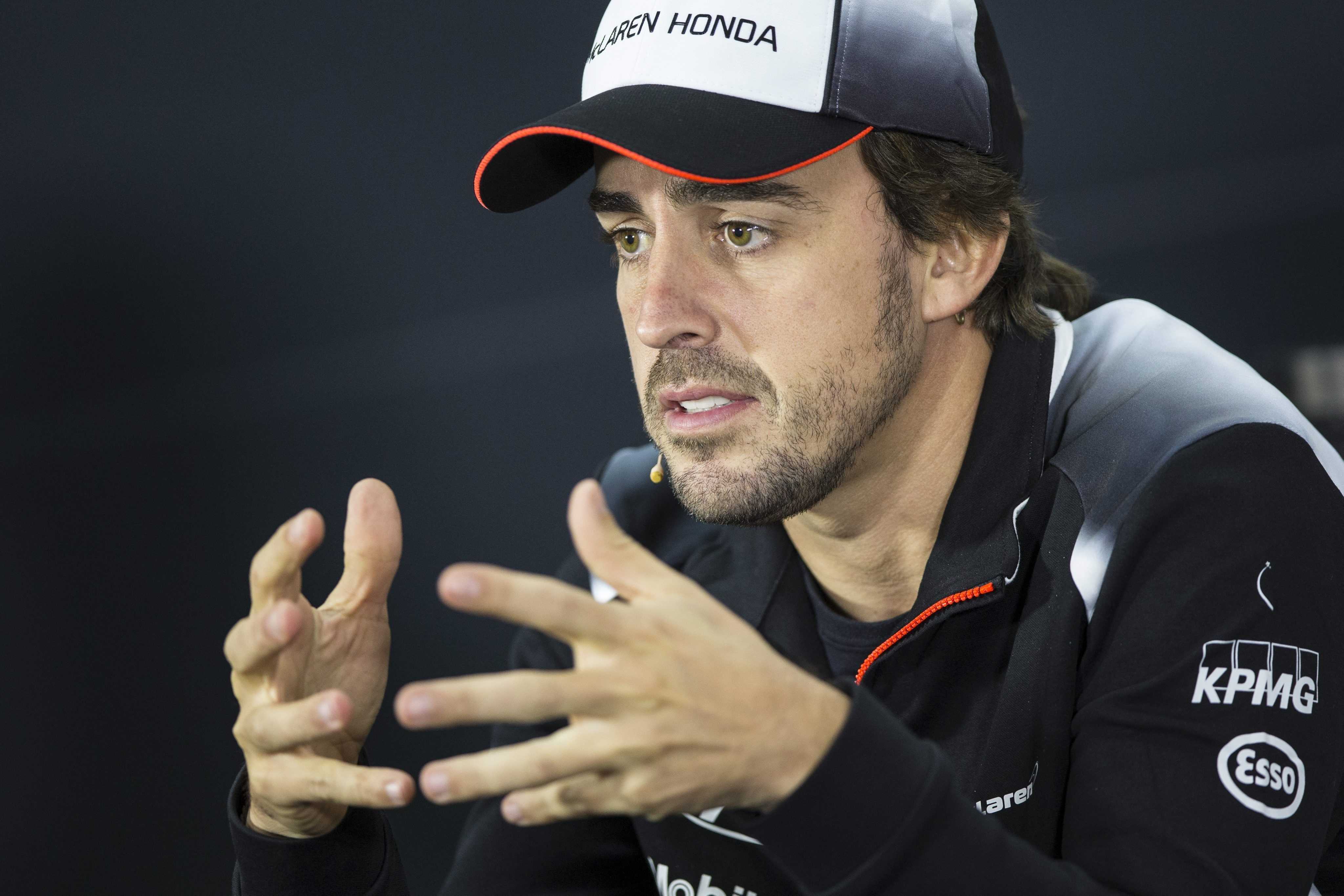 Alonso no correrá en Bahréin