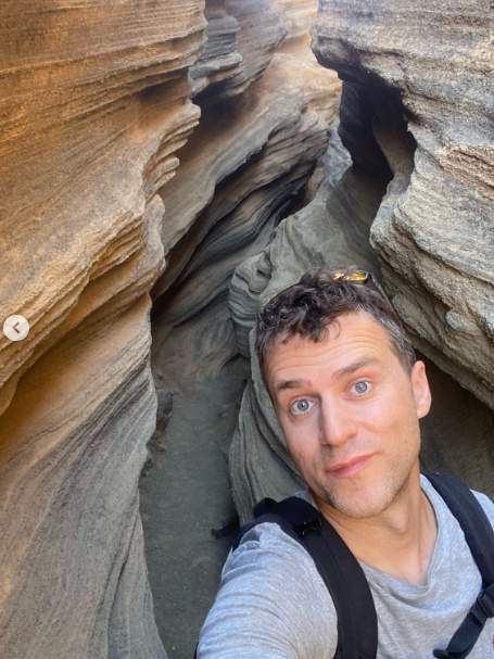 Eloi Cordomí entre roques, Ig Eloi Cordomí entre roques, Ig