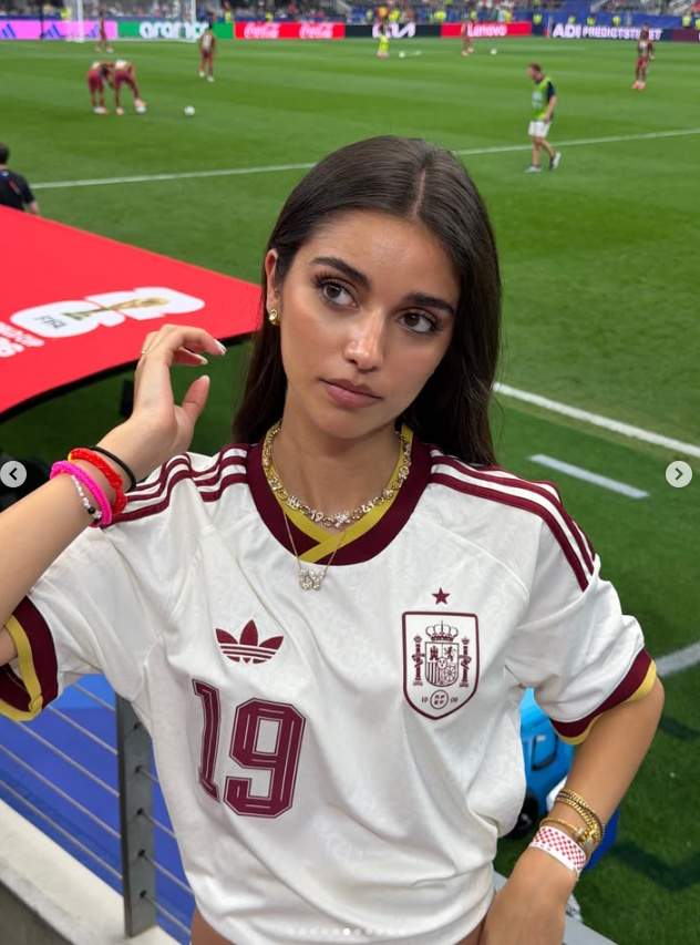 Inés García i els collarets Ig Inés García i els collarets Ig