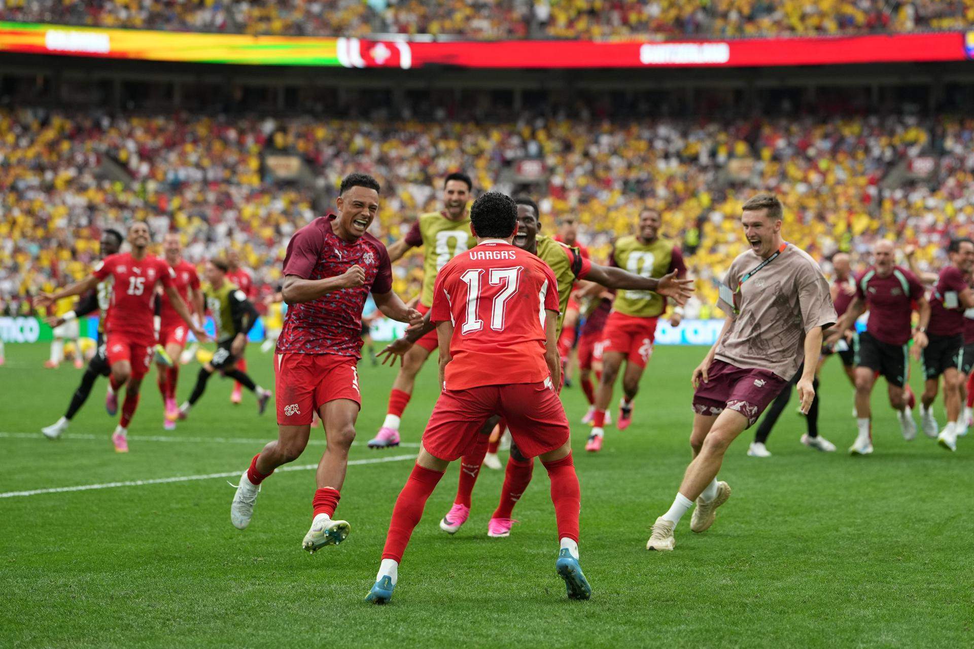 Suiza sobrevive a Colombia en los penaltis (0-0 y 4-3)  y se enfrentará a Argentina en los cuartos del Mundial
