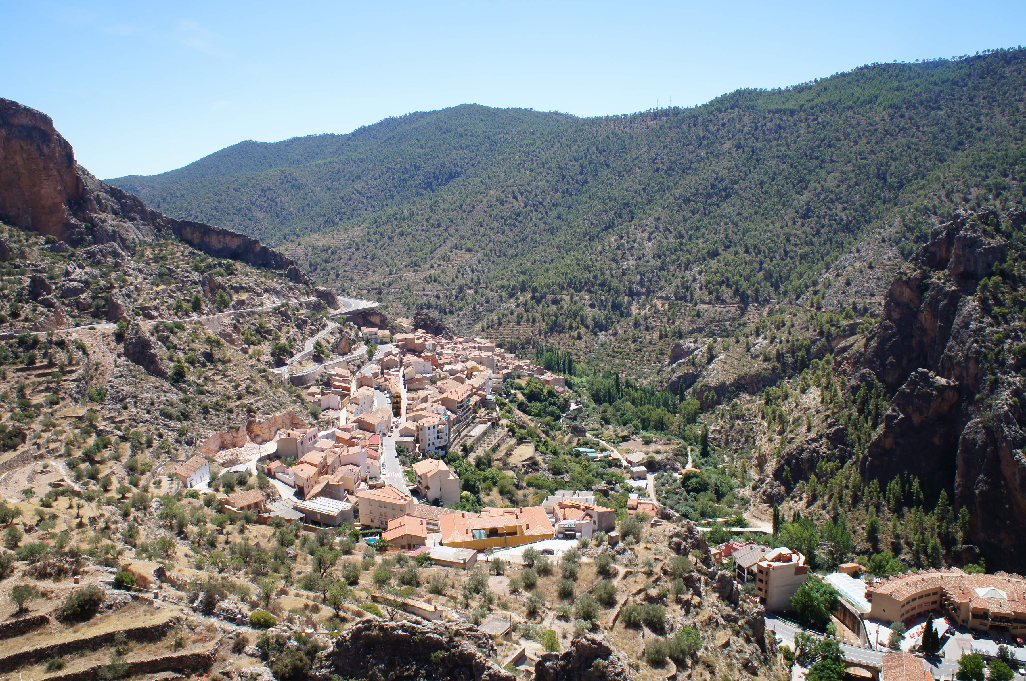 El poble de muntanya a Espanya, amb cascades, ideal per anar de vacances en família: "El temps s'atura"