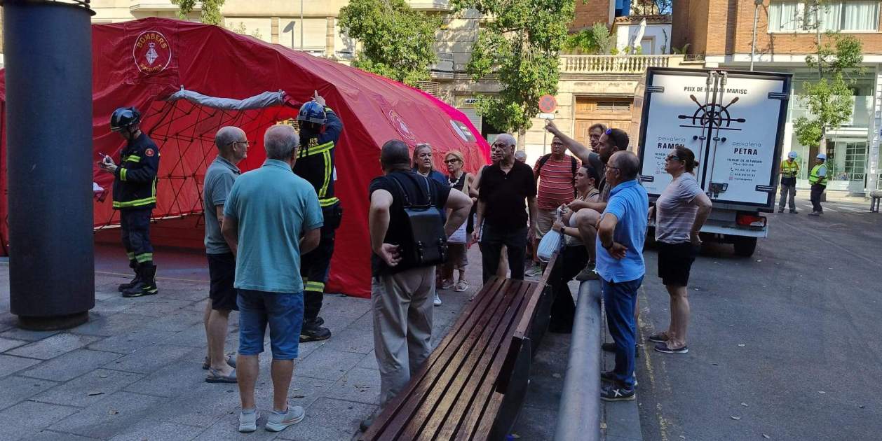 Els veïns desallotjats per l'esvoranc del Putxet no podran tornar ...