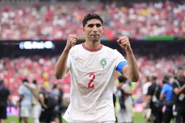 EuropaPress 7644739 achraf hakimi of morocco celebrates the victory during the fifa world cup EuropaPress 7644739 achraf hakimi of morocco celebrates the victory during the fifa world cup