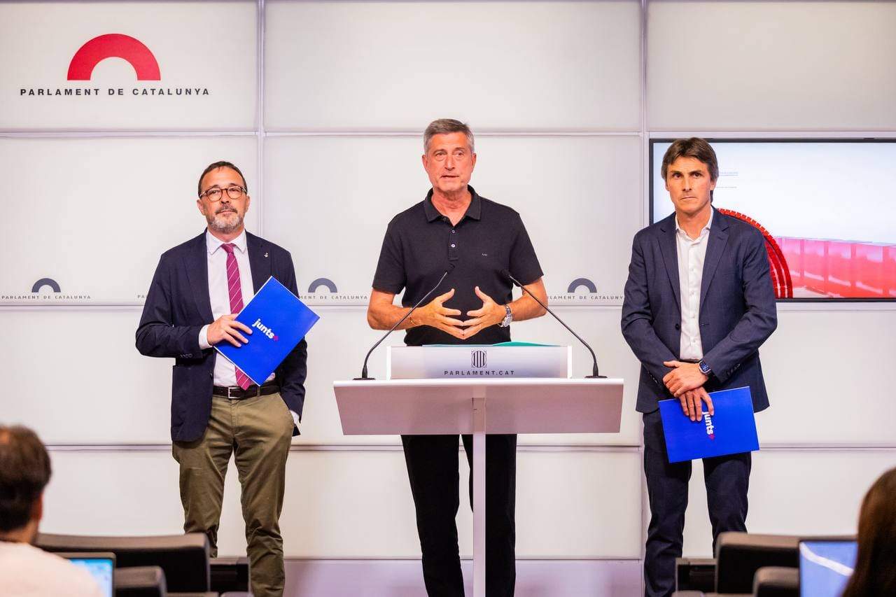 Ofensiva de Junts al Parlament i a Barcelona per l'esvoranc del Putxet: apunten a Paneque i Collboni