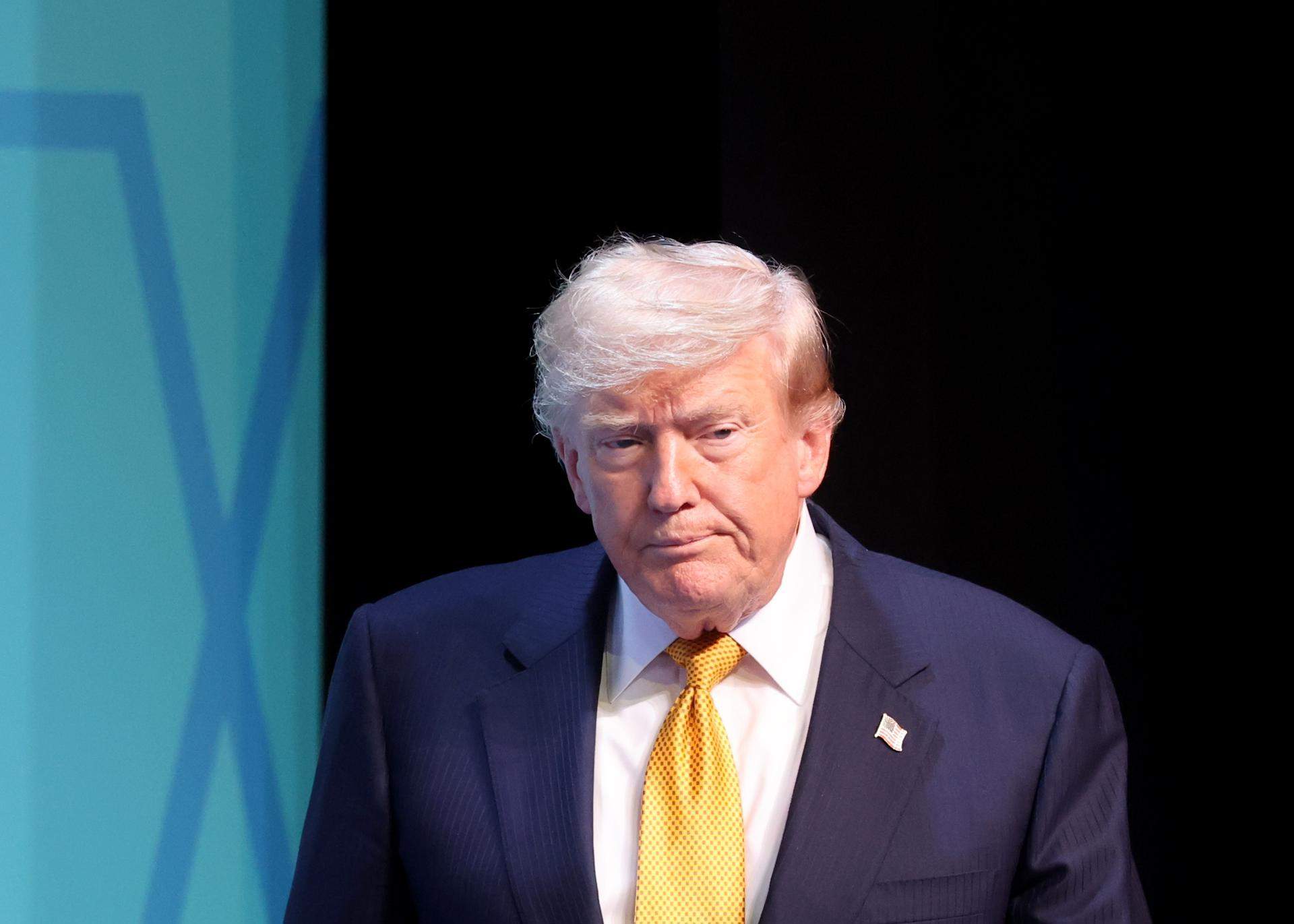 Gir de Trump: dona Espanya per "redimida" en accedir a un pagament "important" a l'OTAN