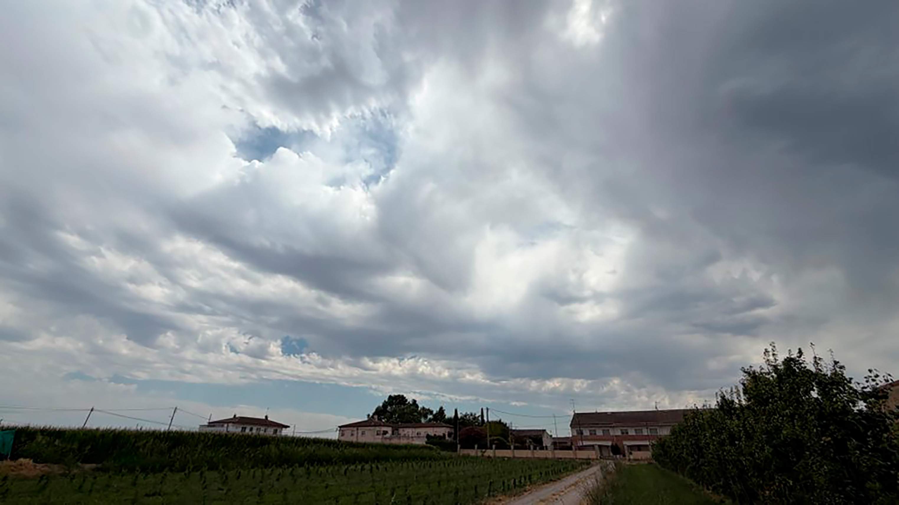 Pequeña bajada de las temperaturas en Catalunya antes de la tercera ola de calor del verano