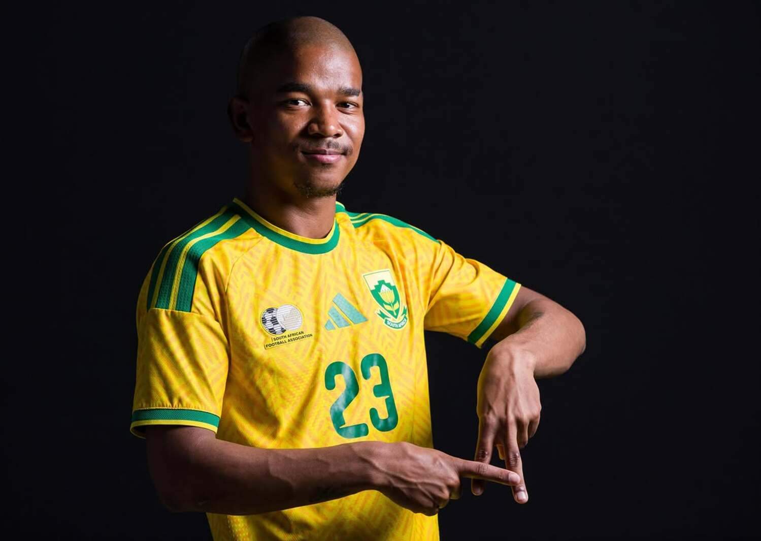 Mor Jayden Adams, futbolista de Sud-àfrica que acabava de jugar el Mundial, a 25 anys